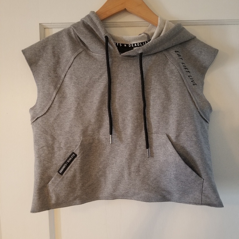 DNDL crop hoodie